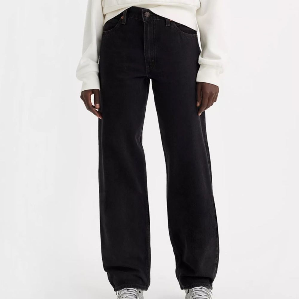Black Levi’s dad Jeans